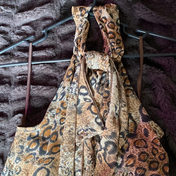 Bcx medium leopard print halter top - Picture 3 of 4